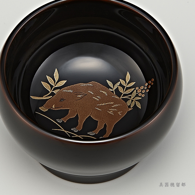 輪島塗 ぐい呑み 干支・ 亥蒔絵 溜塗り（丸大形）