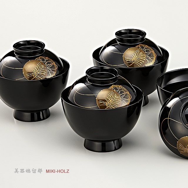<p class="eig">Urushi Art Wajimanuri：Soup bowl　 suimono-wan (code:1163)</p><p class="nih">輪島塗　吸物椀   卵形　黒塗 　鼓蒔絵　5客揃え（code:1163）</p>