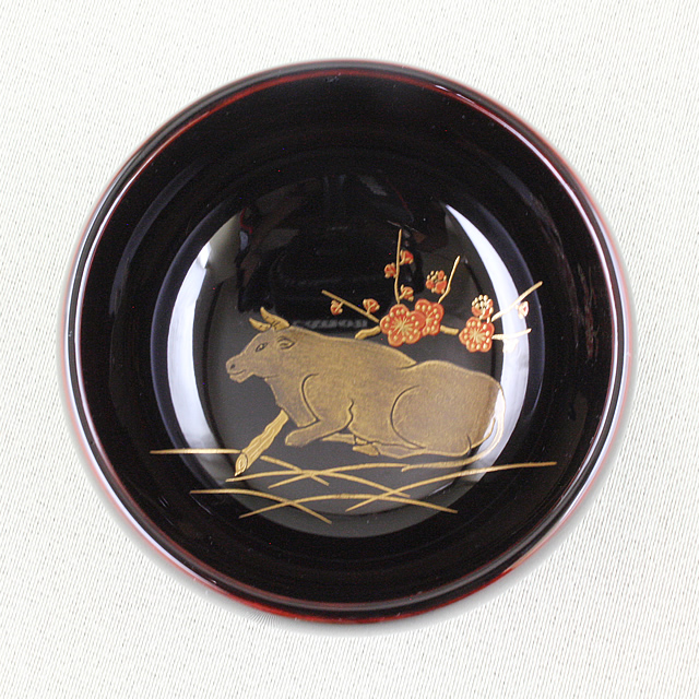 輪島塗 ぐい呑み 干支・ 丑蒔絵  溜塗り（丸大形）  紙箱入り